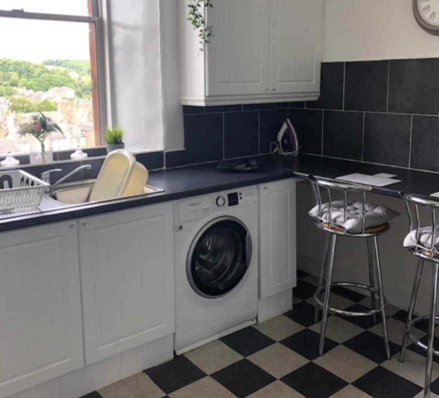 Captivating 2-Bed Apartment In Isle Of Bute Rothesay Ngoại thất bức ảnh