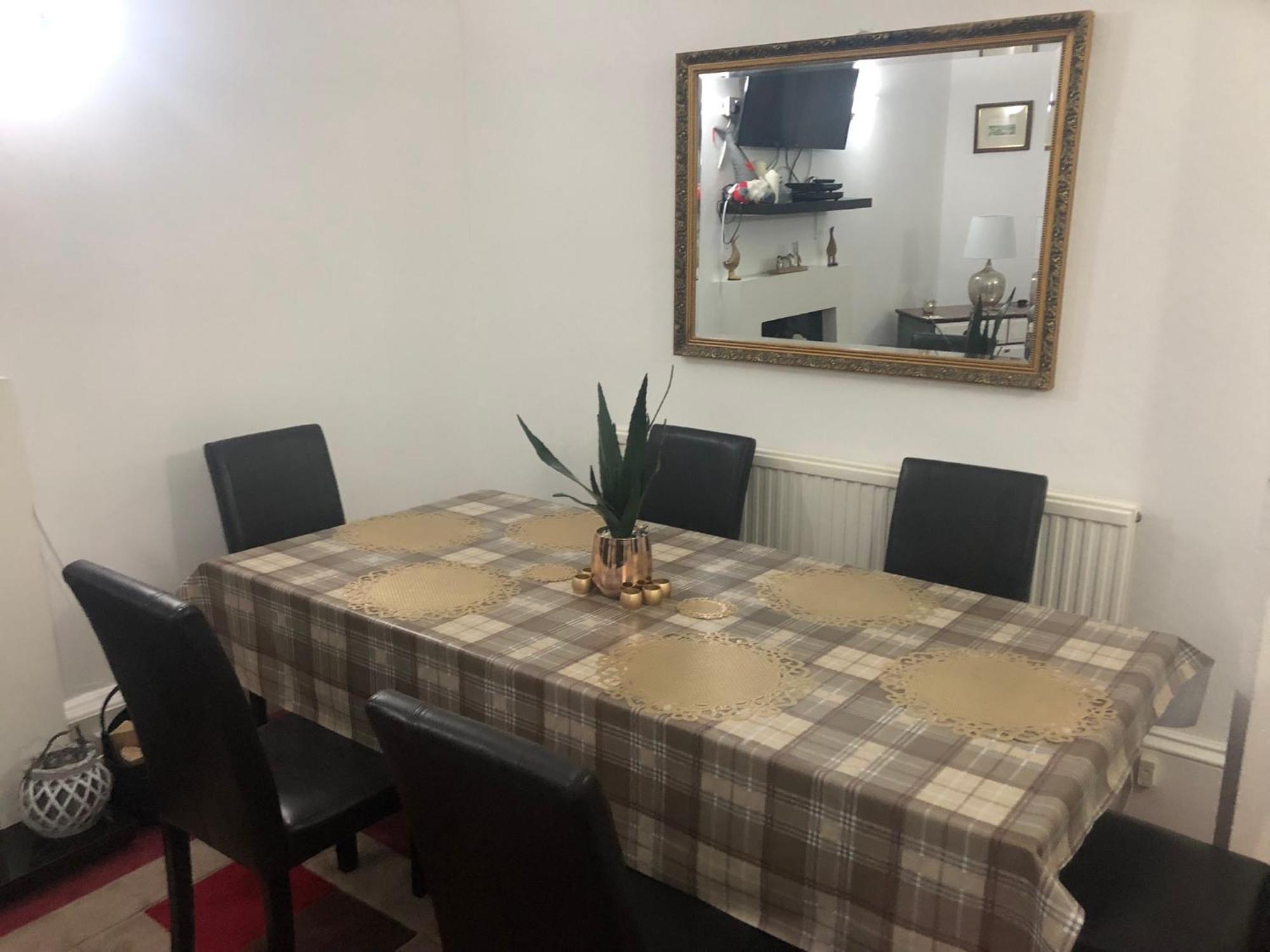 Captivating 2-Bed Apartment In Isle Of Bute Rothesay Ngoại thất bức ảnh