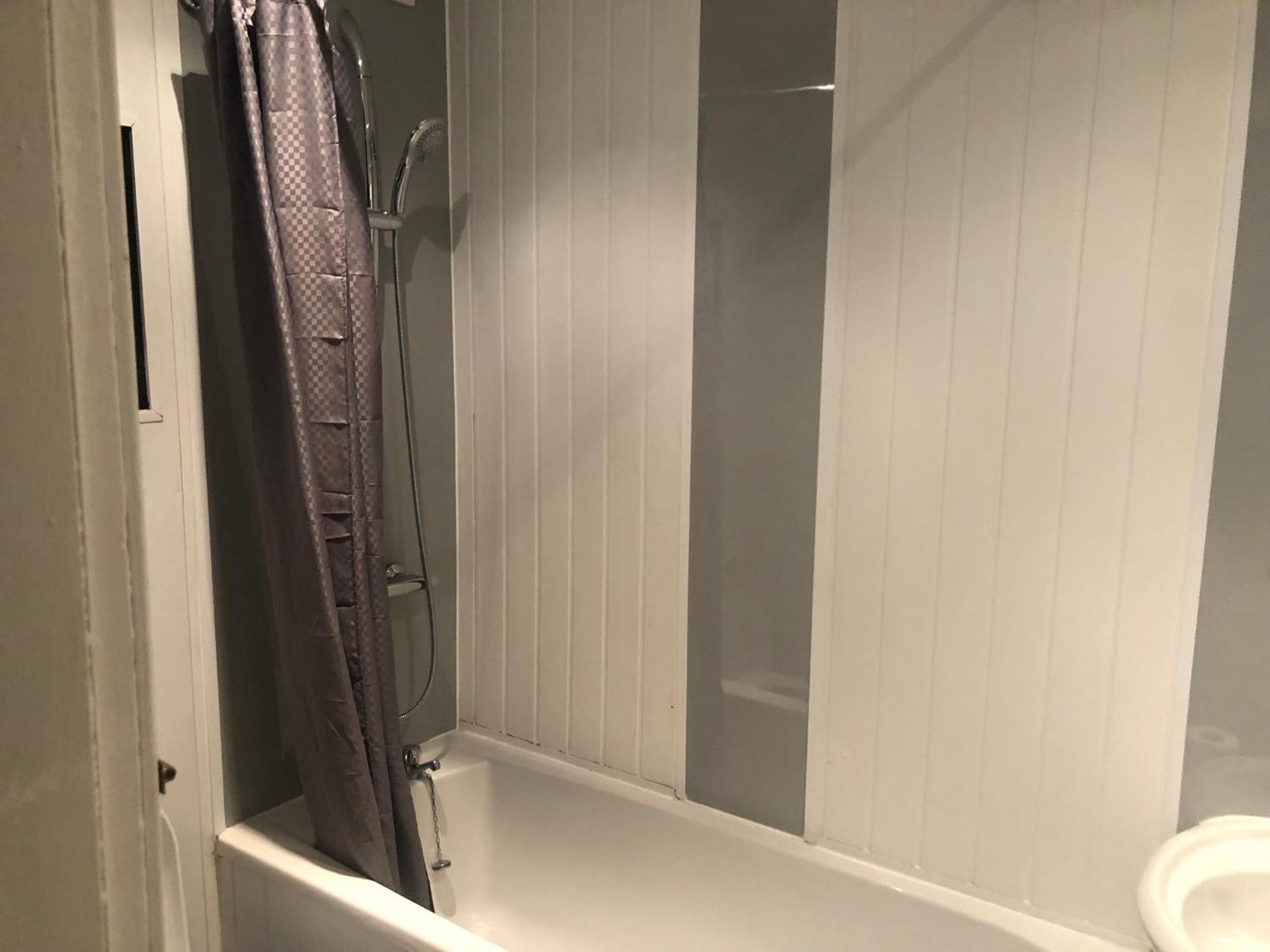 Captivating 2-Bed Apartment In Isle Of Bute Rothesay Ngoại thất bức ảnh